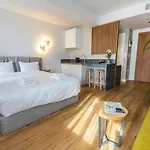 Septa Studios By Skg Apartments