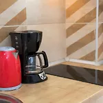 Central Studio Flat