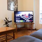 Aristotelous Square Apartment