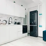 Diamond Apartment