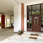 Lovely Luxurious Modern Apartment In Thessaloniki