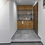 Tsimiski Contemporary Studio 3