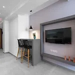 Bourn, Nilie Hospitality Mgmt
