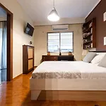 Delmare Posidonio Apartment