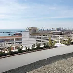 Port De L\'Eau Roof Garden