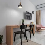Ιωκα Suites / The Urbitality Project