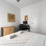 F & B Collection - Flat For 6
