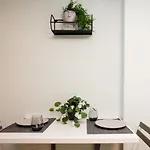 Dragoumi Convenience Spot