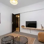 Theodor Cozy Apartment