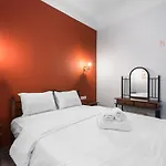 Elegant, Nilie Hospitality Mgmt