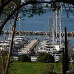 Thearetsouplace, Kalamaria