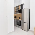 New Luxury Apartment In Downtown