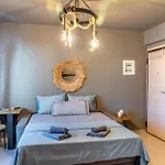 Danae Apartments