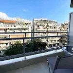 The Grεεn Apartment