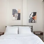 Hephaestus Veranda Apartment In The City Center By Binobi!