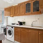 Hephaestus Veranda Apartment In The City Center By Binobi!