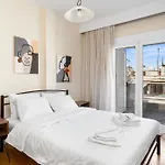 Hephaestus Veranda Apartment In The City Center By Binobi!