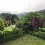 Κατοικία Με Θέα Στο Δάσος
