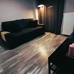Yannis Apartments - Stylish Stay With High-Speed Wi-Fi
