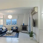 Celestial Garden-Thessaloniki\'S Modern, Eclectic Penthouse With An Amazing View And Veranda
