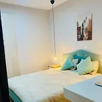 Central Functional Apartment II