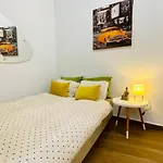 Central Functional Apartment II
