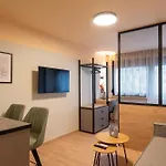 Ermou Boutique Suites By Nest