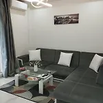 Λαμπερό Διαμέρισμα 2