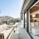 Innovative Top Floor Breathtaking Flat In Ladadika