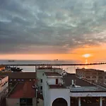 Sea & The City