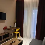 Black Onyx Comfort Suites