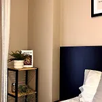 Kona\'S Apartment