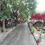Aristotelous Street Small Apartment