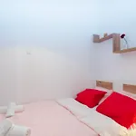 Aristotelous Street Small Apartment