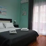 Navarino Square Apartment