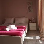 Aristotelous Square Luxury Apartment