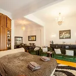 Amazing Super Central Apartment