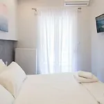 Flow - White Tower Two Bedroom Suite