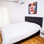 Thessaloniki Center Apartment On The Sea