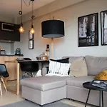 Great View Luxury Living-Metro Station