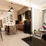 Downtown Luxury Boutique Suites - The Grand Suite