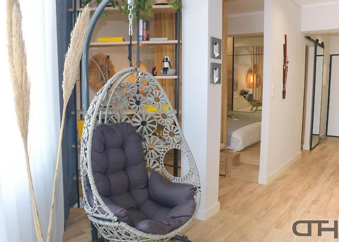 Luxury 80M2 Apartment With Balcony Downtown Thessaloniki