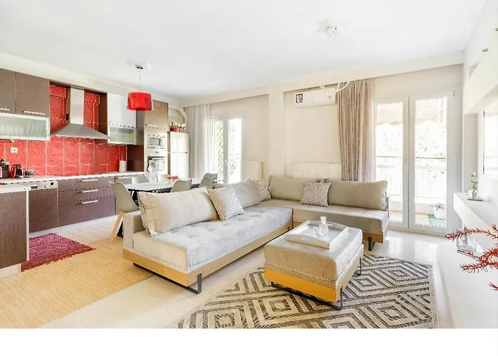 Double A Luxury Apartment