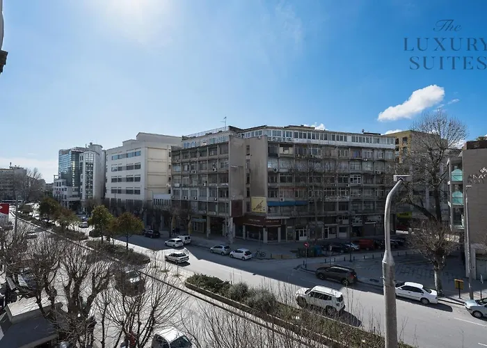 Horizon Apartments, The Luxury Suites
