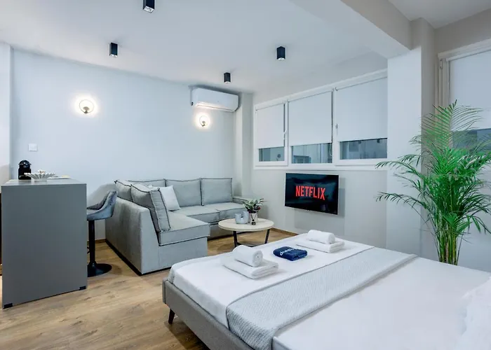 Luxury Downtown Apartment Α2