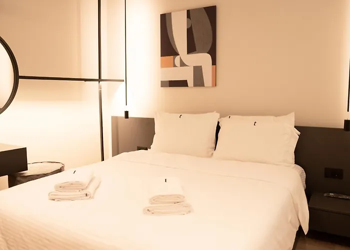 Taskou Luxury Suites