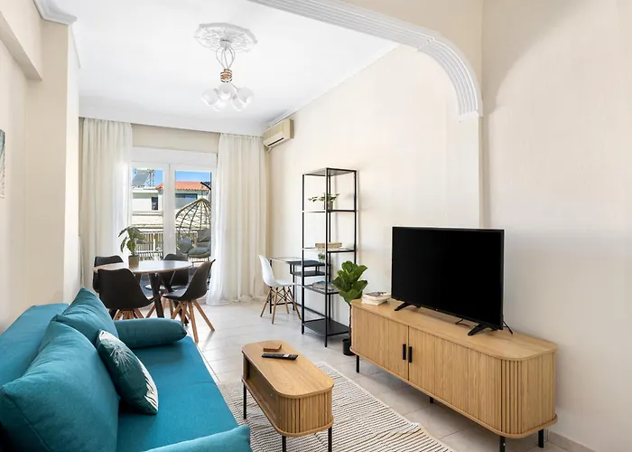 Hephaestus Veranda Apartment In The City Center By Binobi!