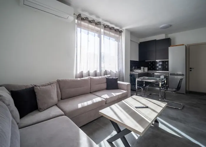 Exclusive Ladadika Apartment 1