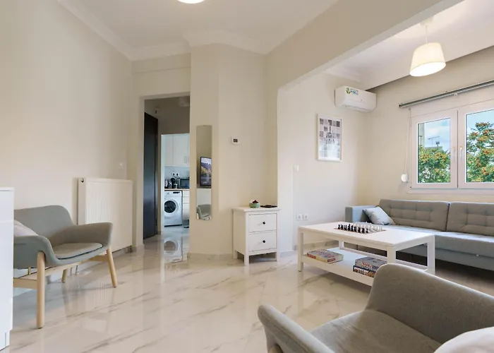 White Luxury Apartment