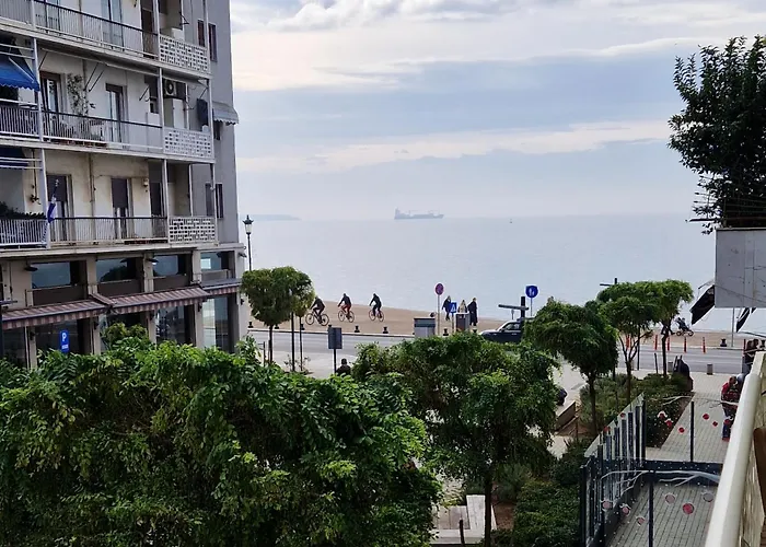 Porto Sea View Apartments - D. Gounari 5